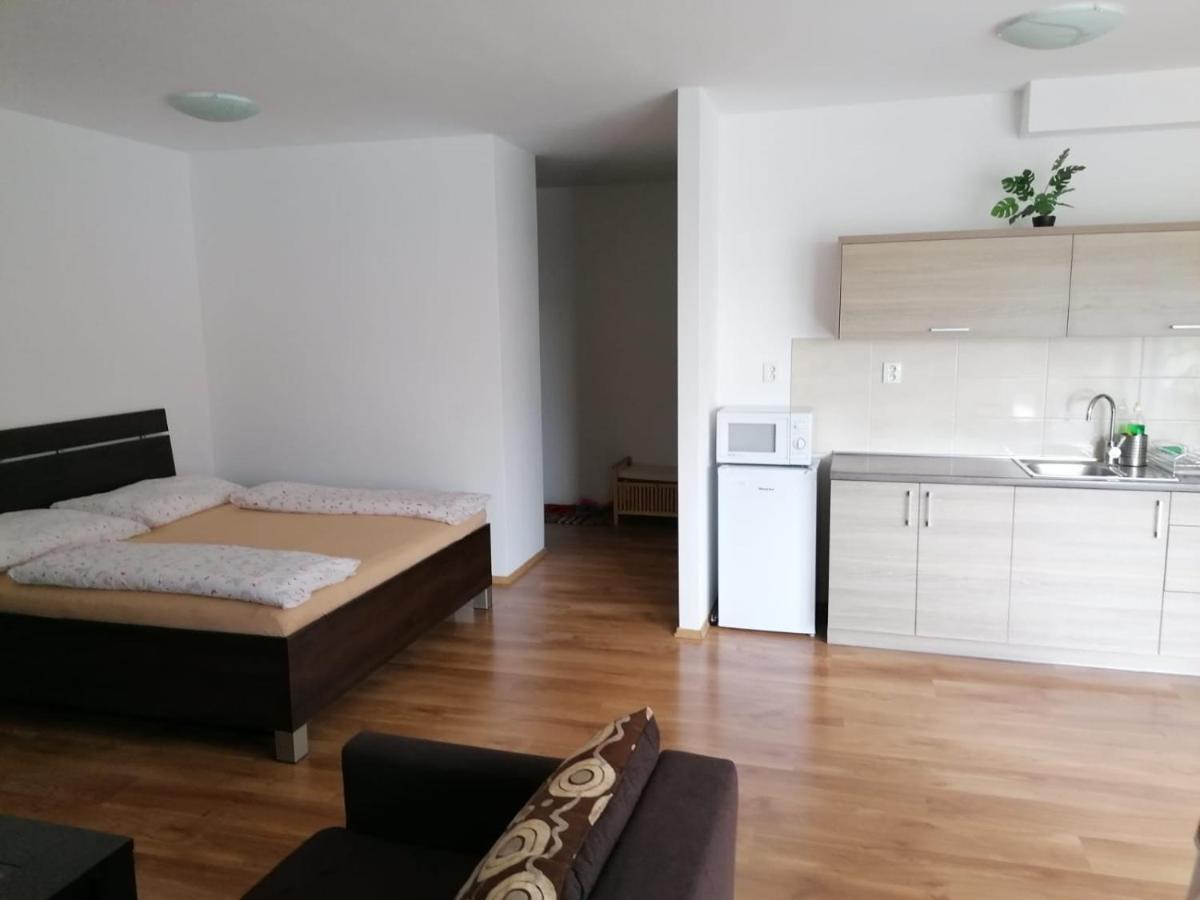 Modern City Center Apartment With Private Parking Martin Esterno foto